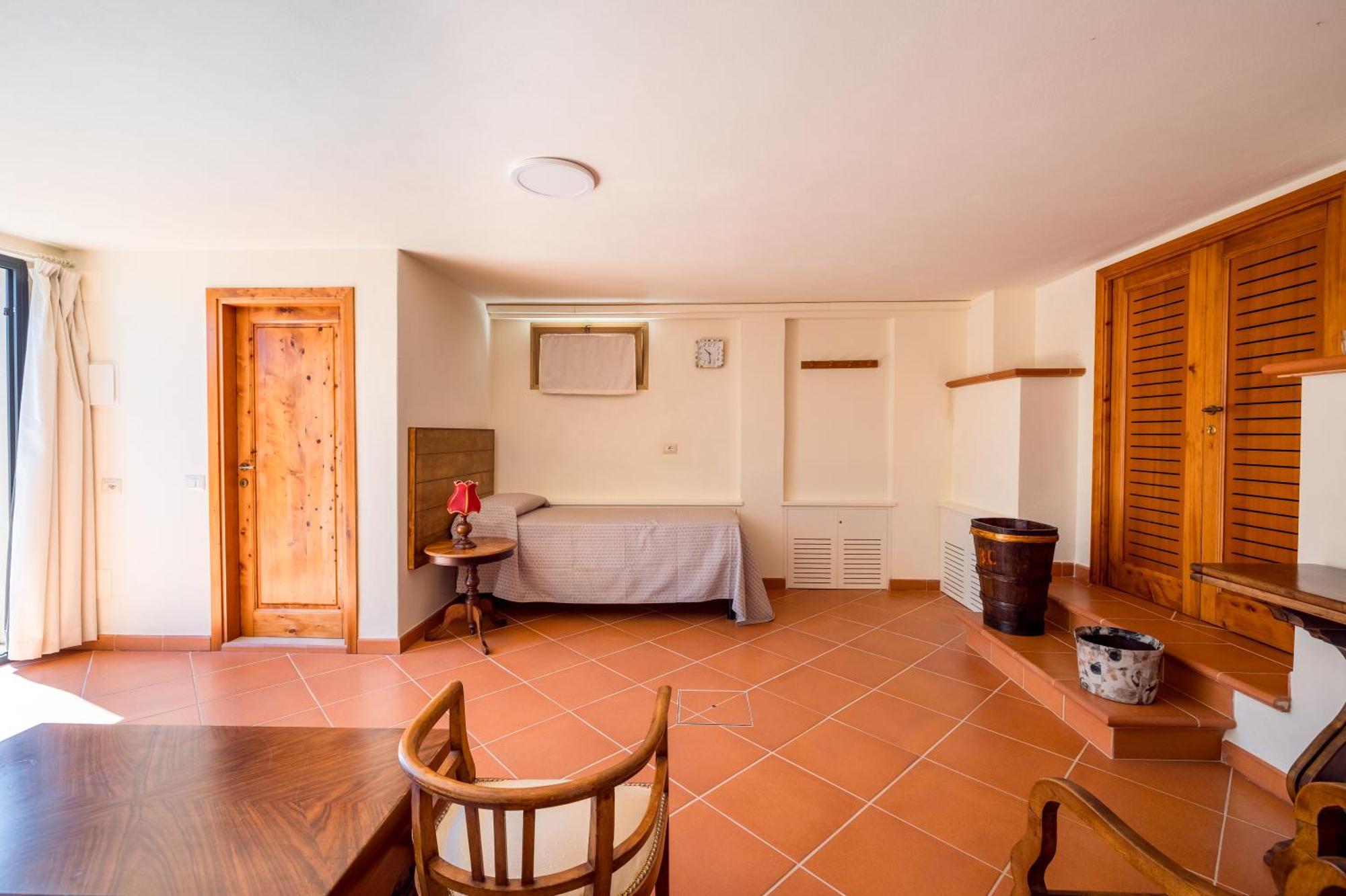 La Catena Apartment With Pool Ulignano Экстерьер фото